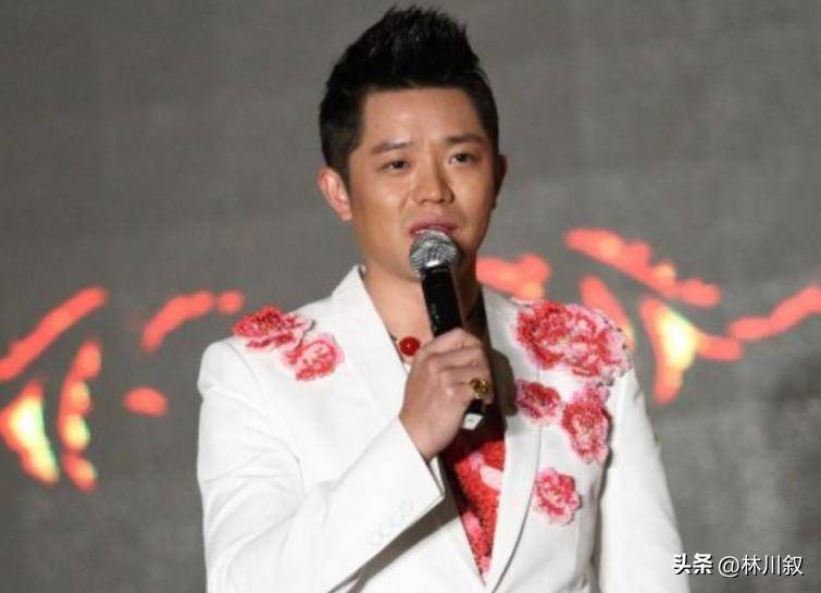 手表上热搜网友：不是很想听解释疑似被做局52岁曾毅“有色”(图3)