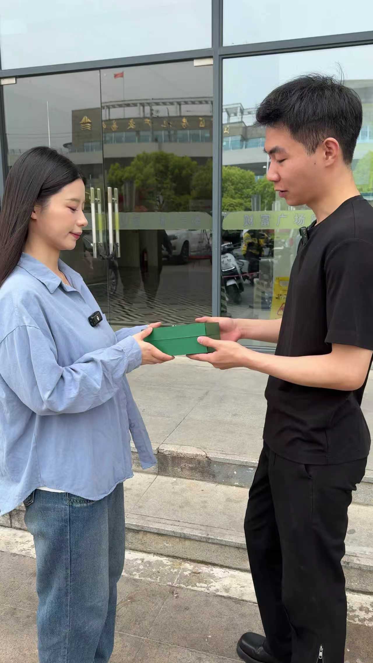 芦（深圳）互联网口碑出众盘点正规名表回收店铺小葫(图3)